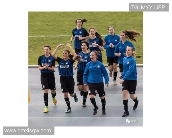 吴芳专访:从青涩小将到网球明星的奋斗与成长之路